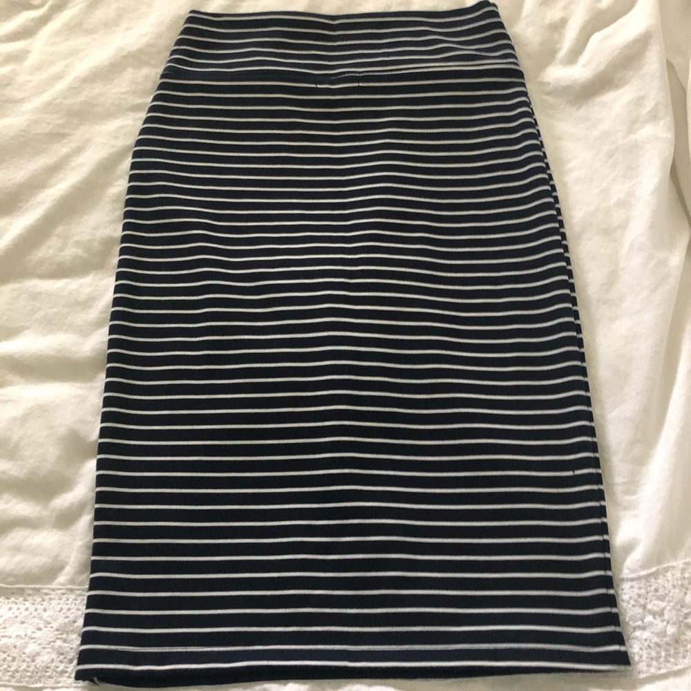 Pencil knit , high waisted skirt